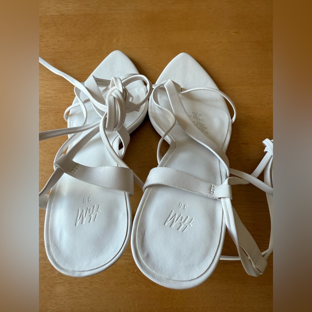 H&M TIE-STRAP SANDALS - Picture 3 of 5